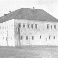 Начало строительства каменных жилых домов в Пскове