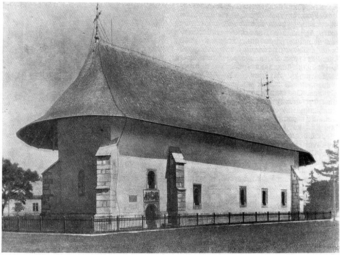 Рэдэуц. Церковь Николая, XIV в. Общий вид с юго-запада