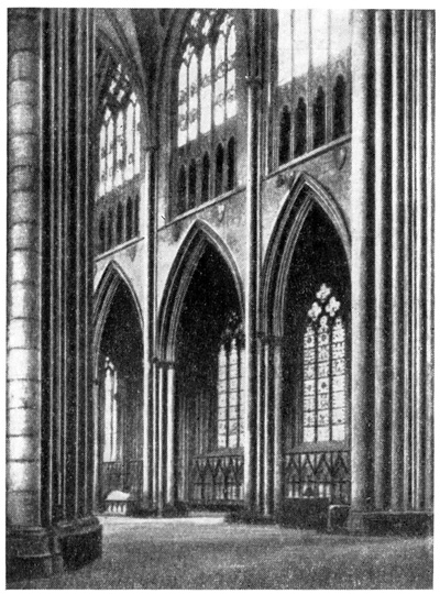 Йорк. Собор, начат в 1230 г.