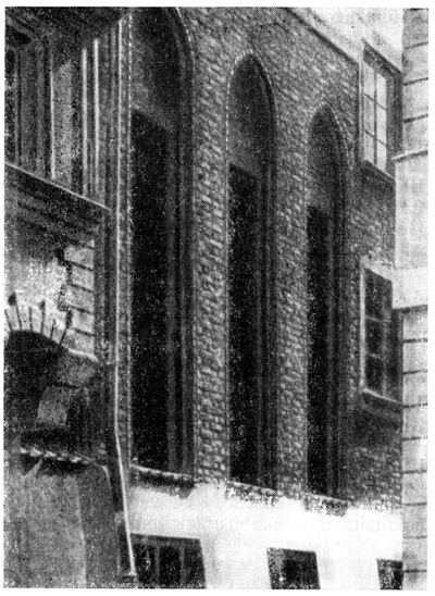 Варшава. Дом князей Мазовецких, XV в. Варшава. Дом князей Мазовецких, XV в.