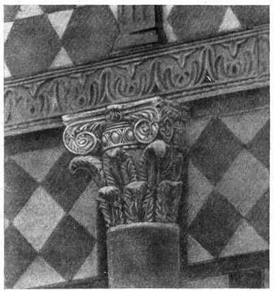 Лорш. «Надвратный зал», около 880 г.